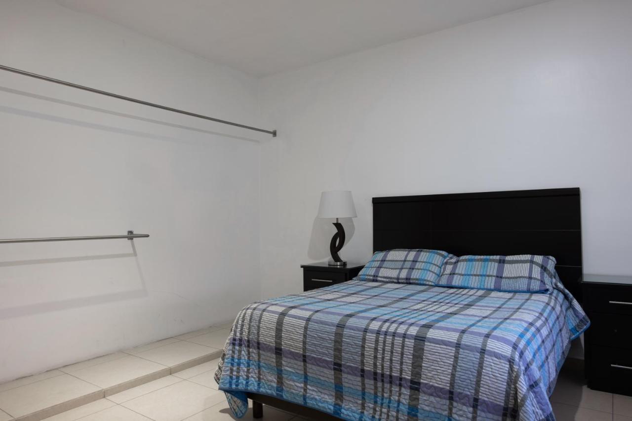 Apartamentos Torre II Condominios - Pet Friendly มาซาตลัน ภายนอก รูปภาพ